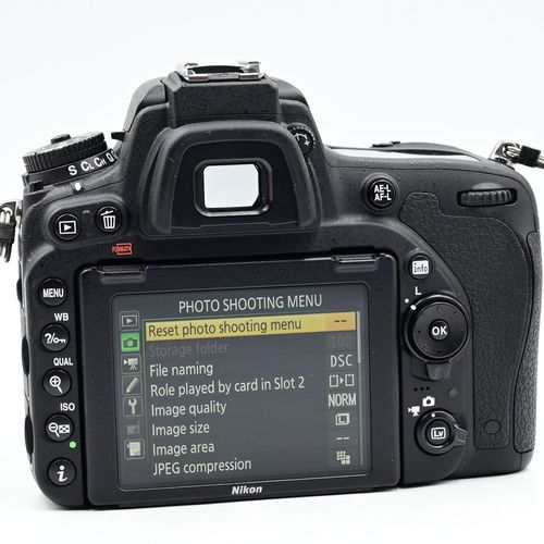 thumbnail-3 for Nikon D750 24.3MP FX Digital Camera Body