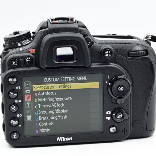 thumbnail-3 for Nikon D7100 24.1MP Digital SLR Camera Body