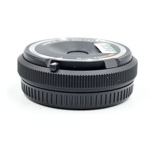 thumbnail-3 for Olympus 9mm f8 Fisheye Body Cap Lens for Micro 4/3