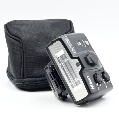 thumbnail-0 for Nikon SB-R200 i-TTL Wireless Remote Speedlight Flash Head