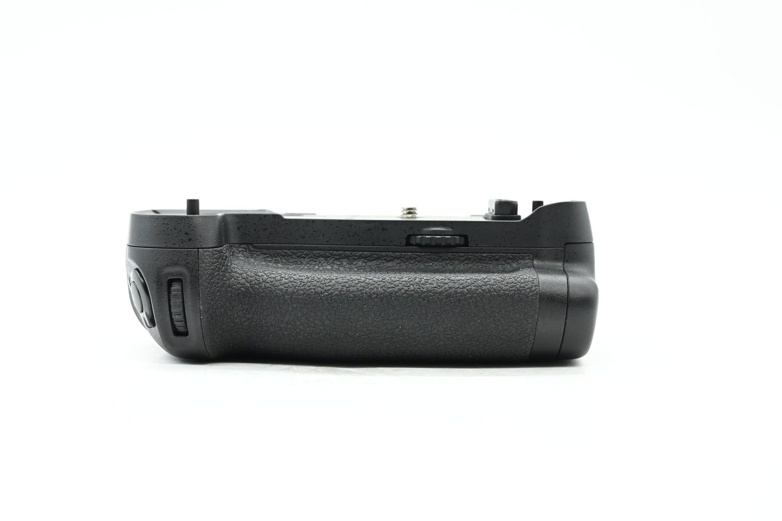 Nikon MB-D17 Multi Power Battery Pack for Nikon D500