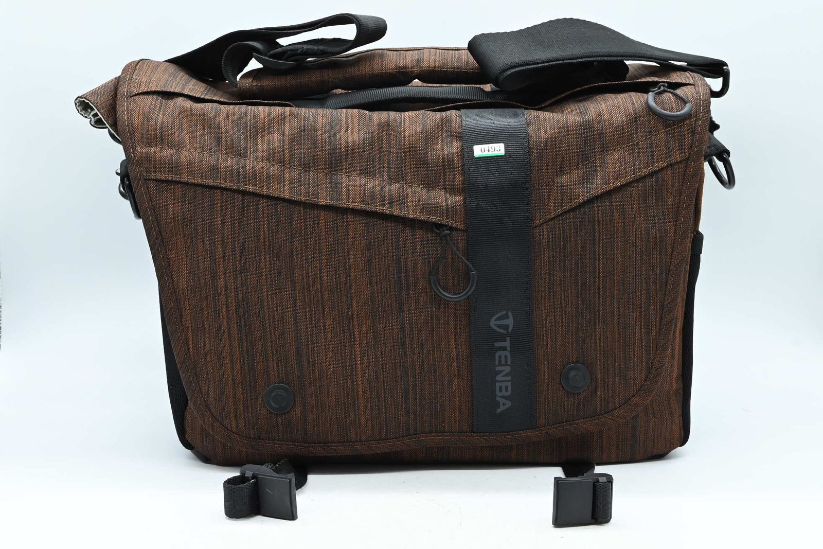 Tenba DNA 11 Messenger Bag