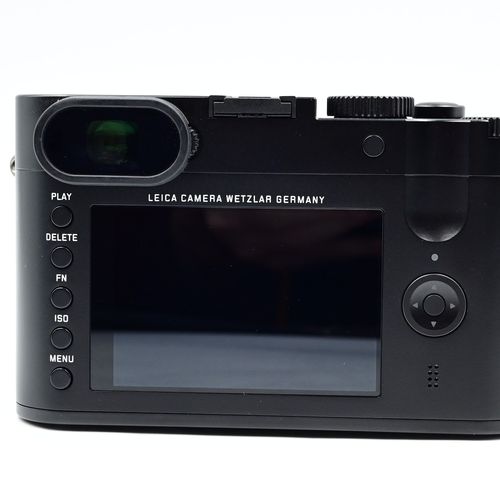 thumbnail-10 for Leica 19000 Q (Typ 116) 24.2MP Compact Digital Camera