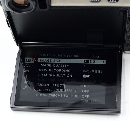thumbnail-13 for Fujifilm X-Pro3 26.1MP Titanium Mirrorless Camera Silver