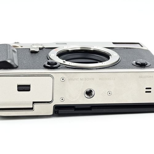 thumbnail-16 for Fujifilm X-Pro3 26.1MP Titanium Mirrorless Camera Silver