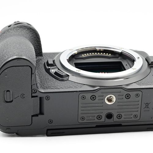 thumbnail-6 for Nikon Z 7II Mirrorless Digital Camera 45.7MP Z7II Z7 II Body