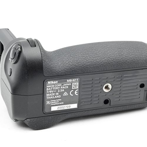 thumbnail-5 for Nikon MB-N11 Power Battery Pack with Vertical Grip Z6II Z7II