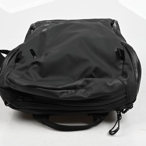 thumbnail-4 for Wandrd Duo Daypack 20L Black Backpack