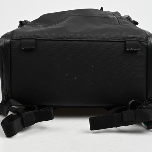 thumbnail-5 for Wandrd Duo Daypack 20L Black Backpack
