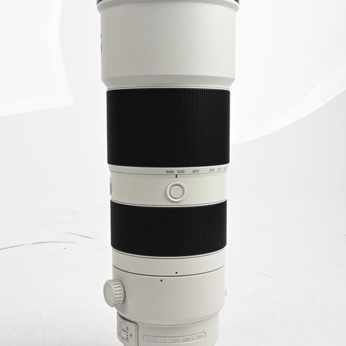 thumbnail-1 for Sony FE 200-600mm f5.6-6.3 G OSS Lens SEL200600G