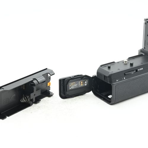 thumbnail-4 for Nikon MB-N11 Power Battery Pack with Vertical Grip Z6II Z7II