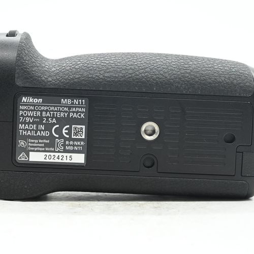 thumbnail-6 for Nikon MB-N11 Power Battery Pack with Vertical Grip Z6II Z7II