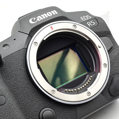 thumbnail-17 for Canon EOS R5 45MP Mirrorless Digital Camera Body