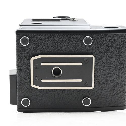 thumbnail-6 for Hasselblad 500ELX Medium Format Camera Body
