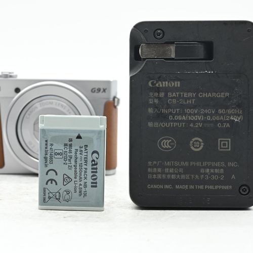 thumbnail-1 for Canon PowerShot G9 X Mark II 20.1MP Digital Camera w/3x Zoom