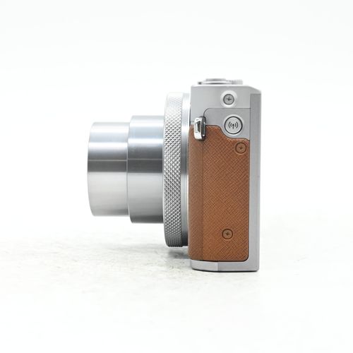thumbnail-3 for Canon PowerShot G9 X Mark II 20.1MP Digital Camera w/3x Zoom