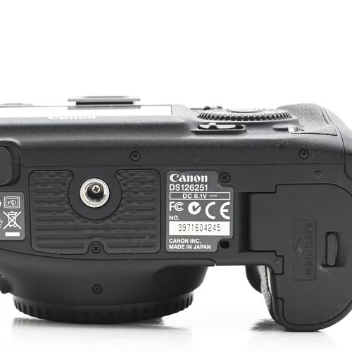 thumbnail-9 for Canon EOS 7D 18MP Digital SLR Camera Body
