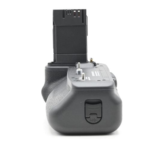 thumbnail-3 for Canon BG-R10 Battery Grip for EOS R5, R6 Mirrorless Camera