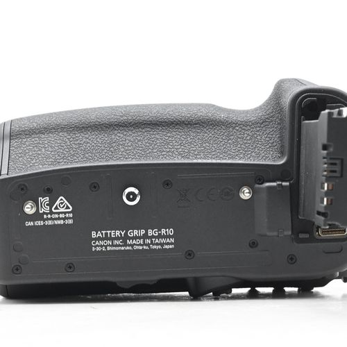 thumbnail-4 for Canon BG-R10 Battery Grip for EOS R5, R6 Mirrorless Camera