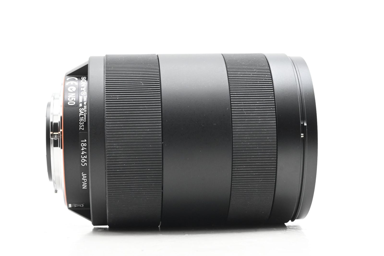 thumbnail-4 for Sony ZA 16-35mm f2.8 Vario-Sonnar T* SSM Lens A Mount SAL1635Z