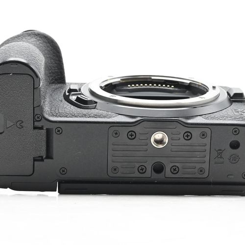 thumbnail-10 for Nikon Z 6 Mirrorless Digital Camera 24.5MP Z6 Body