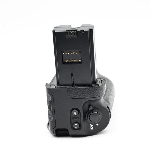 thumbnail-3 for Sony VG-C3EM Vertical Battery Grip for a9, a7RIII, a7III