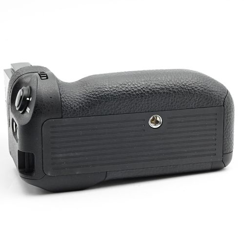 thumbnail-5 for Sony VG-C3EM Vertical Battery Grip for a9, a7RIII, a7III