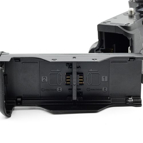 thumbnail-6 for Sony VG-C3EM Vertical Battery Grip for a9, a7RIII, a7III