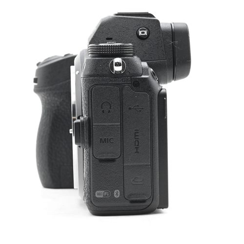 thumbnail-8 for Nikon Z 6II Mirrorless Digital Camera 24.5MP Z6II Z6 II Body
