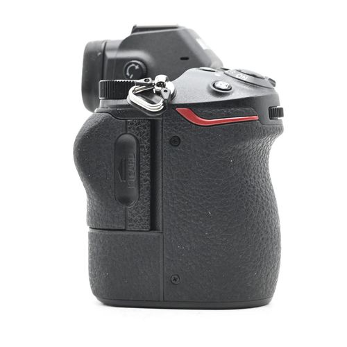 thumbnail-15 for Nikon Z 6 Mirrorless Digital Camera 24.5MP Z6 Body
