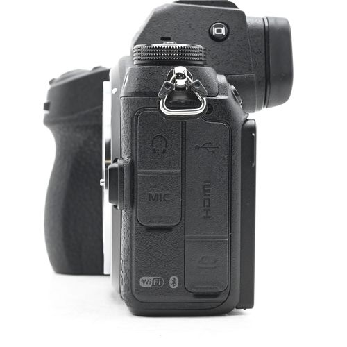thumbnail-8 for Nikon Z 7II Mirrorless Digital Camera 45.7MP Z7II Z7 II Body