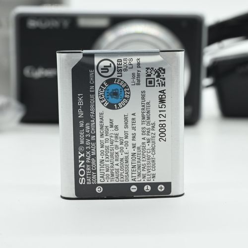 thumbnail-1 for Sony Cybershot DSC-S950 10MP Digital Camera with 4x Optical Zoom
