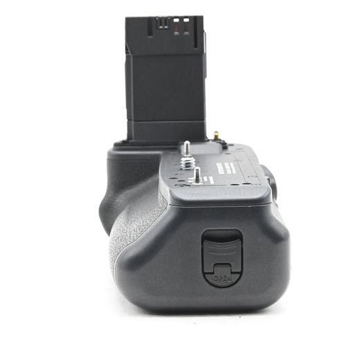thumbnail-10 for Canon BG-R10 Battery Grip for EOS R5, R6 Mirrorless Camera