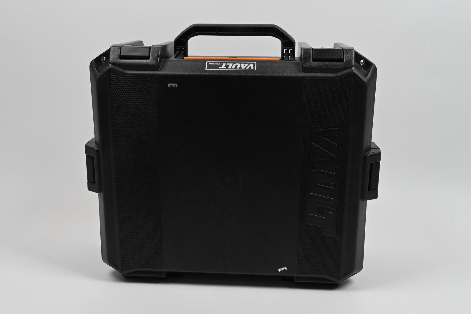 thumbnail-0 for Pelican Vault V600 Case with Foam Insert (Black, 55.5L)
