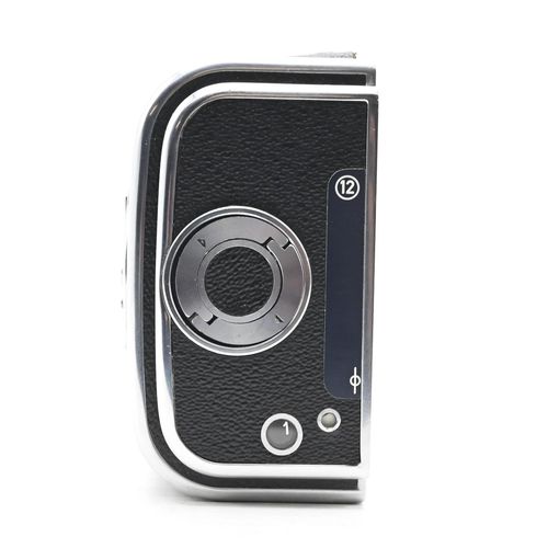 thumbnail-2 for Hasselblad 12 Roll Film Back 120 Film