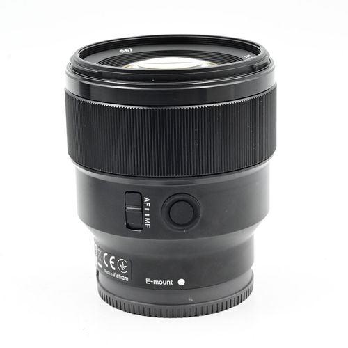 thumbnail-4 for Sony FE 85mm f1.8 Lens E-Mount SEL85F18