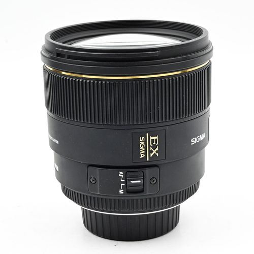 thumbnail-4 for Sigma AF 85mm f1.4 EX DG HSM Lens Nikon