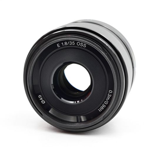 thumbnail-5 for Sony E 35mm f1.8 OSS Lens SEL35F18