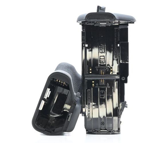 thumbnail-6 for Canon BG-E14 Battery Grip for 70D and 80D BGE14