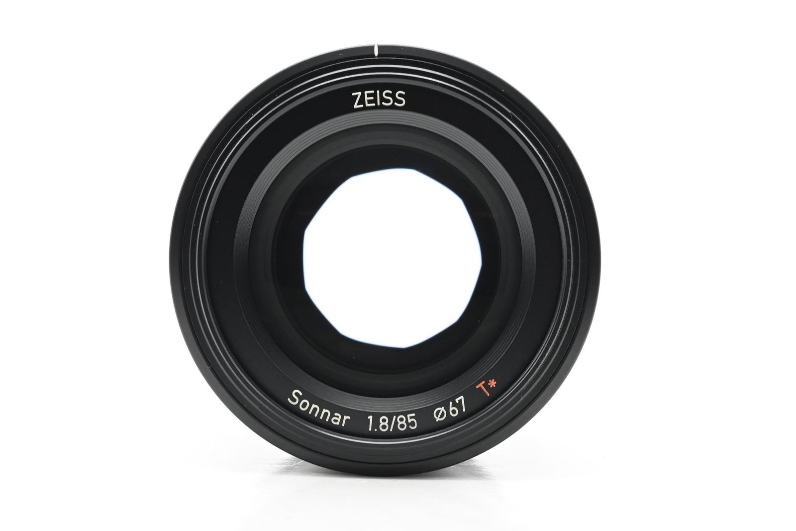 thumbnail-6 for Zeiss Batis 85mm f1.8 T* Sonnar Lens Sony E Mount