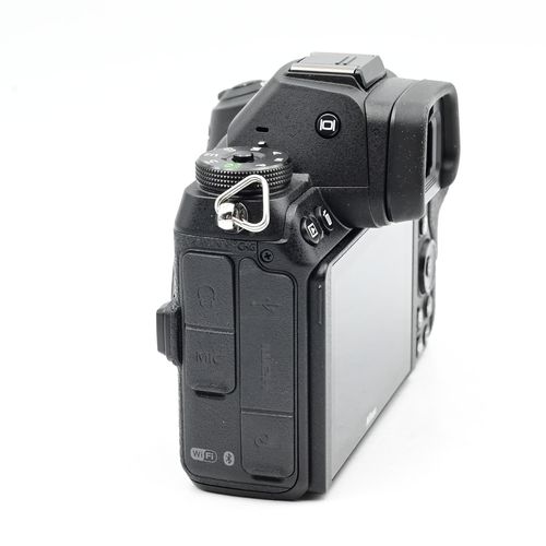 thumbnail-2 for Nikon Z 6 Mirrorless Digital Camera 24.5MP Z6 Body