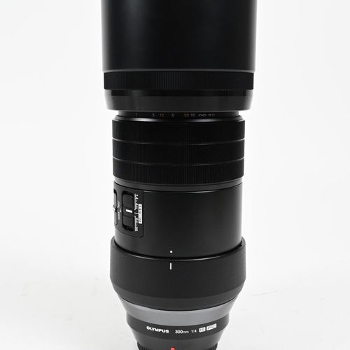 thumbnail-1 for Olympus Digital 300mm f4 M.Zuiko ED IS PRO Lens (600mm Equiv.)