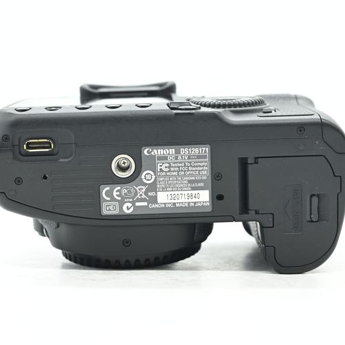 thumbnail-5 for Canon EOS 40D 10.1MP Digital SLR Camera Body
