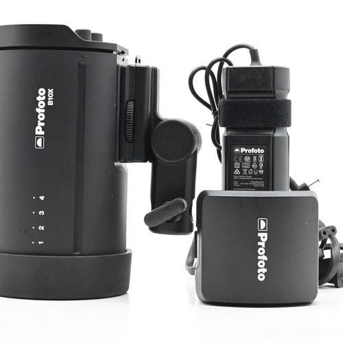 thumbnail-0 for Profoto B10X OCF Flash Head w/Battery and Charger 901192