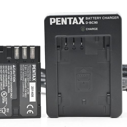 thumbnail-1 for Pentax 645Z Medium Format 51.4MP DSLR Digital Camera Body