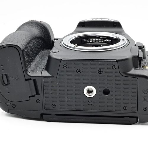 thumbnail-6 for Nikon D780 DSLR 24.5MP FX Full-Frame Camera Body