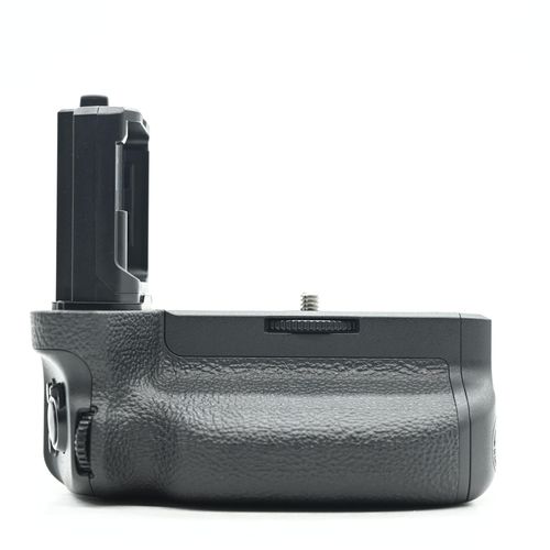 thumbnail-0 for Sony VG-C4EM Vertical Grip (for Alpha 1, a7 IV, a7R IV, a7S III, a9 II)