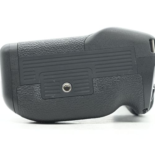 thumbnail-4 for Sony VG-C4EM Vertical Grip (for Alpha 1, a7 IV, a7R IV, a7S III, a9 II)