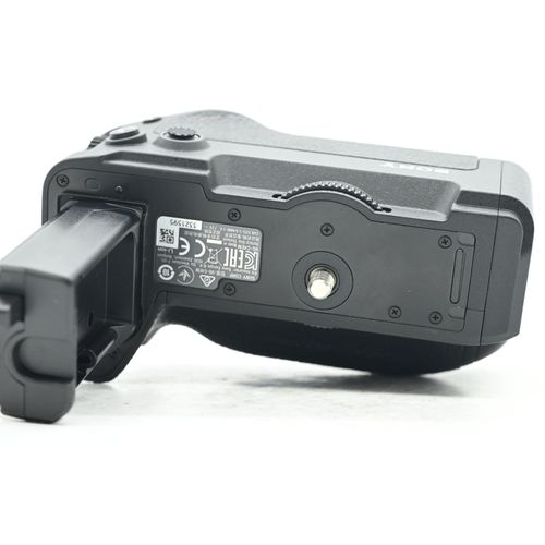 thumbnail-5 for Sony VG-C4EM Vertical Grip (for Alpha 1, a7 IV, a7R IV, a7S III, a9 II)