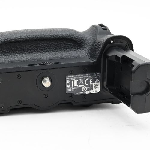 thumbnail-4 for Sony VG-C3EM Vertical Battery Grip for a9, a7RIII, a7III